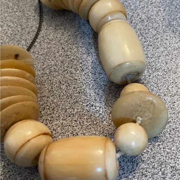 Vintage Large Beige Cream Toned Beads On 925 Silver Chain - Picture 9 of 10